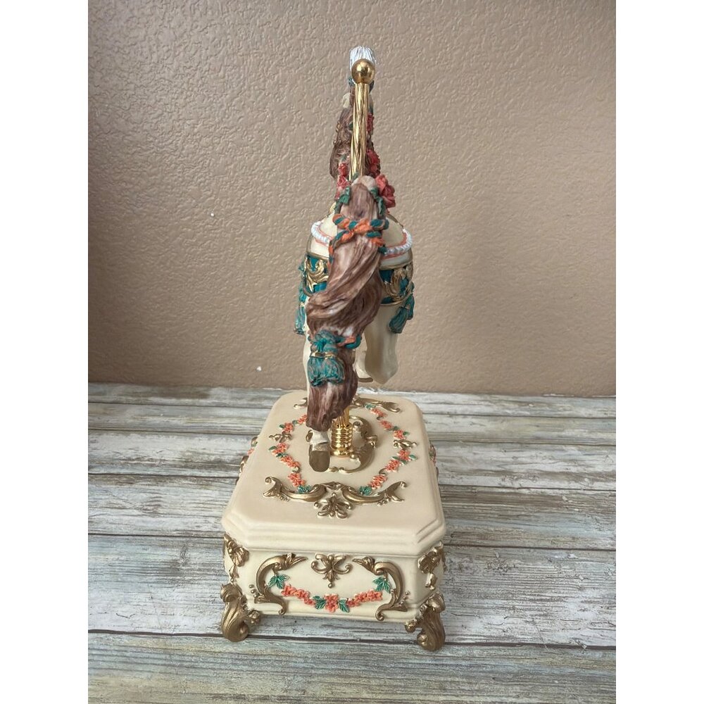 San Francisco Music Box Drdak Sultan’s Dream Carousel Music Box Plays Masquerade - Picture 6 of 16